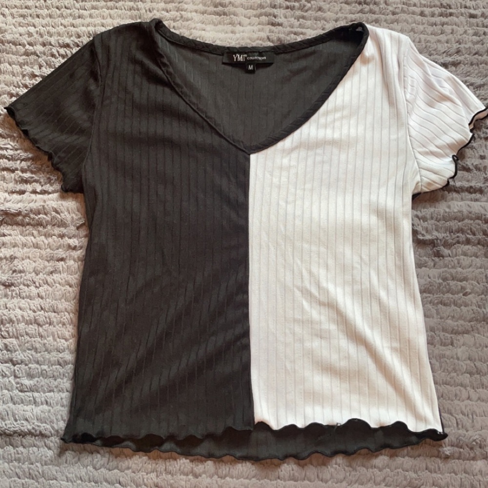 Medium YMI 2 tone black and white crop top